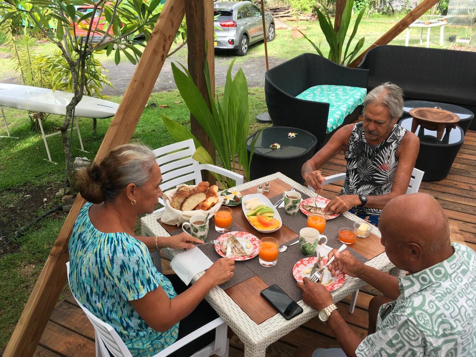 Manomano Lodge Papara エクステリア 写真